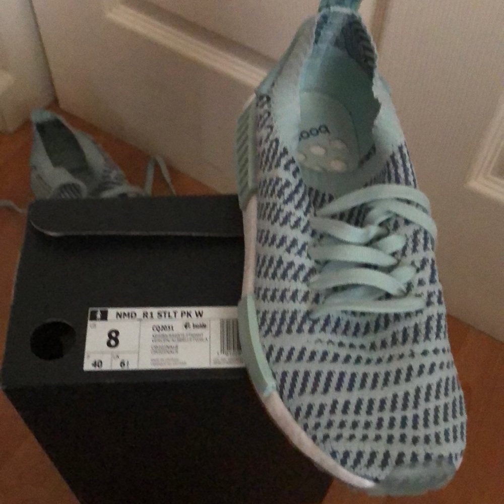 Shoes - Picture 3 of 3